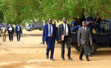 Se abre el juicio al expresidente sudanés Omar al Bashir en Jartum