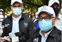 Ministro de Salud Pública interviene Santiago; realiza pruebas rápidas y PCR