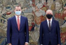 El Rey recibe al presidente de Seat tras el anuncio de su inversión en Martorell