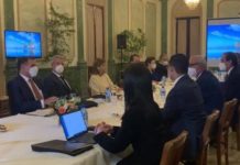 Se reúnen comisiones de transición de Danilo Medina y Luis Abinader