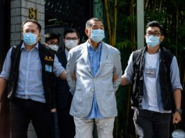 La policía de Hong Kong arresta al magnate de la prensa prodemocracia Jimmy Lai