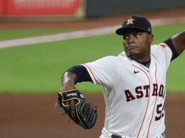 Valdez lanza joya en victoria de los Astros
