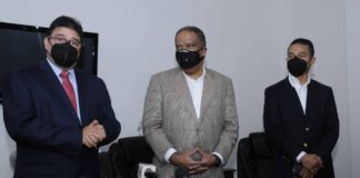 Díaz y Camacho coordinan transición en el Ministerio de Deportes