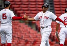Devers se crece en victoria de los Medias Rojas