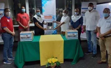 Premian al Dirigente del Año en torneo basket superior femenino de FEDOCLUBES