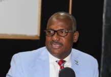 Alfredo Martínez, anuncia padece de cáncer