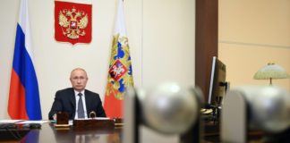 Rusia anuncia «primera» vacuna contra el coronavirus, que reaparece en Nueva Zelanda