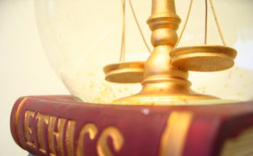 ¿Quién financia la ética?