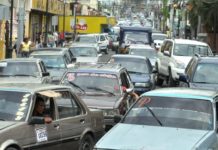 Compra de vehículos crece motivada por el rechazo al transporte público
