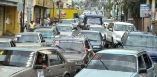 Compra de vehículos crece motivada por el rechazo al transporte público