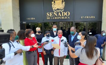 FEDOCLUBES y Club San Carlos inscriben la candidatura de Eddy Olivares a presidente de la JCE