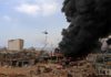 Gran incendio en el puerto de Beirut, semanas después de la devastadora explosión