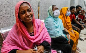 Dieciséis muertos en una mezquita de Bangladés por explosión de gas