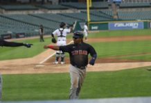 Ramírez explota con 2 jonrones en victoria de Cleveland