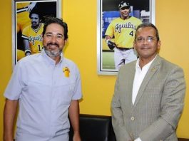 Juan Vila visita al presidente de las Águilas Cibaeñas