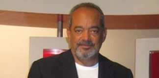 Presidente designa a Alfonso Rodríguez como cónsul del país en Los Ángeles