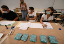 Italia aprueba en referéndum la reducción del número de parlamentarios