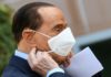 Berlusconi, ingresado por covid-19, sale del hospital