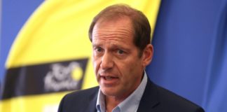 El director del Tour de Francia da positivo al covid, el pelotón negativo
