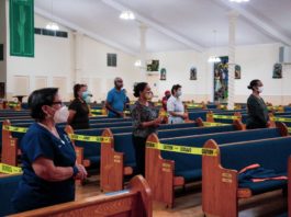 Religiosos se quejan de que Gobierno entrara a las iglesias en nuevas restricciones