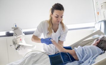 Consejo de Seguridad Social extiende un mes cobertura salud a trabajadores suspendidos