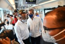 Presidente Abinader realiza recorrido en el metro y el teleférico de Santo Domingo