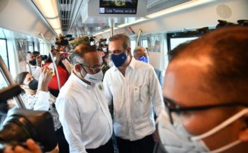 Presidente Abinader realiza recorrido en el metro y el teleférico de Santo Domingo