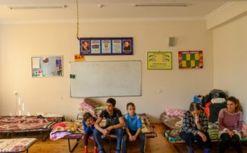 Intensos combates en Nagorno Karabaj, que afectan a «cientos de miles de personas», según la Cruz Roja