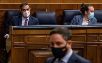 El Congreso español rechaza una moción de censura de la extrema derecha