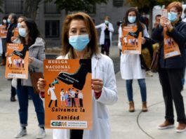 Huelga de los médicos de la sanidad pública en España en plena pandemia del covid-19