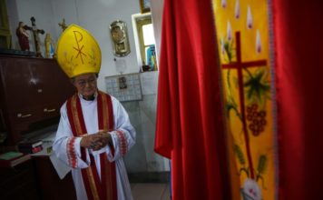 China y el Vaticano renuevan su histórico acuerdo
