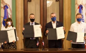 RD firma acuerdo con EE.UU. para acceder a US$2 mil MM y ejecutar proyectos