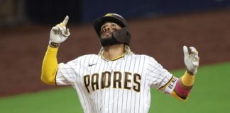 Tatis Jr mantiene con vida a San Diego