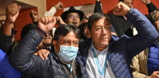 Candidato del MAS celebra triunfo a espera de resultados oficiales en Bolivia