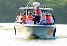 Abinader pondera lucha antinarco de la Armada