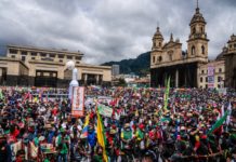 ‘Nos van a exterminar’: indígenas colombianos enfrentan una ola de violencia