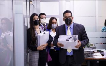 Depositan tres expedientes sobre irregularidades en pasada gestión de INAIPI y el Plan Social