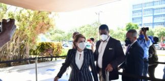 Lucia Medina acude a la Procuraduría requerida por su declaración de bienes