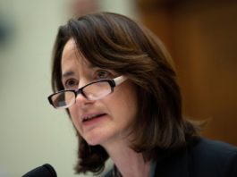 Biden nominará a la primera mujer para liderar la comunidad de inteligencia y al primer latino para dirigir Seguridad Nacional