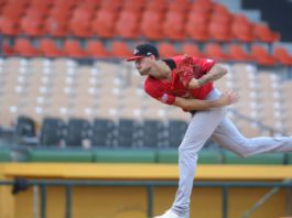 Kubiak retornará por tercera temporada al Escogido