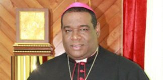 Obispo pide que se resuelva crisis del asilo Emaús