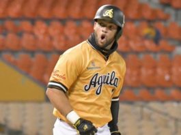 JC Pérez pega grand slam en triunfo de las Águilas sobre las Estrellas