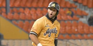 JC Pérez pega grand slam en triunfo de las Águilas sobre las Estrellas