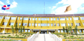 Pleno JCE integra comisión para investigar denuncia de partidos de oposición relacionada a funcionarios municipales