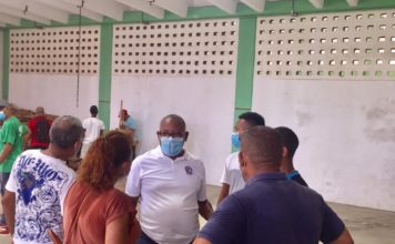 Ministerio de Deportes realiza operativo de limpieza en Pabellón de Boxeo