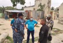Vinicio Clase visita instalaciones deportivas de la Chocolatera