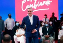 Luis Abinader resalta logros en la salud y en la recuperación económica