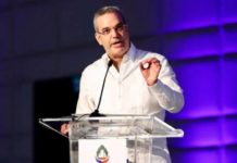 Alcaldes de todos los partidos celebran anuncio de Abinader