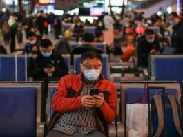 China niega ser el origen del coronavirus y apunta a importaciones de congelados