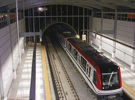 Metro y Teleférico extienden sus horarios para los fines de semana